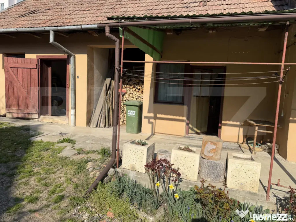 Casa de vanzare in suprafat de 90 mp cu 583 mp teren, loc. Z 