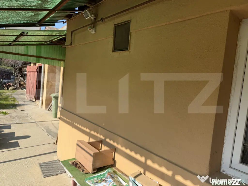 Casa de vanzare in suprafat de 90 mp cu 583 mp teren, loc. Z 