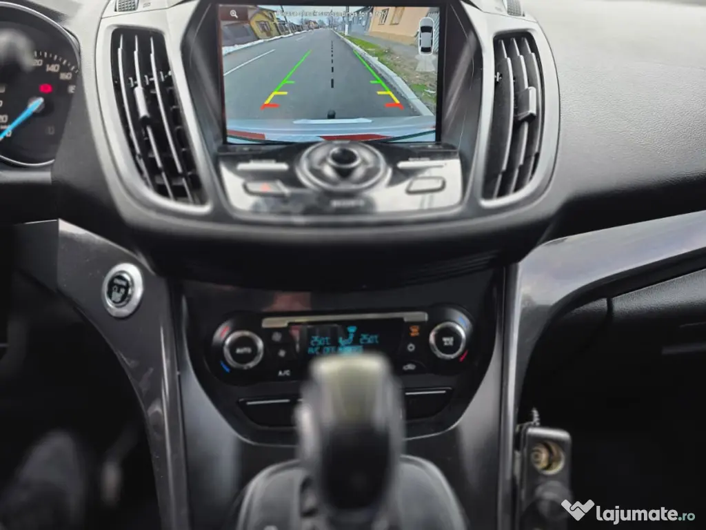 Ford Kuga din 2016, motor 2.0 TDCI, 150 CP, 4x4 Intelligent AWD 