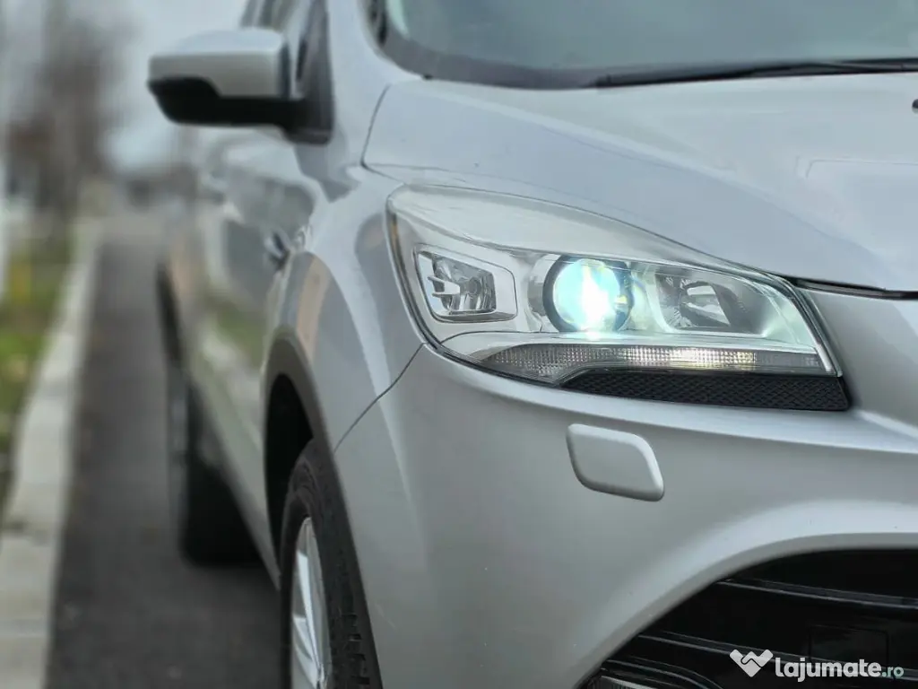 Ford Kuga din 2016, motor 2.0 TDCI, 150 CP, 4x4 Intelligent AWD 