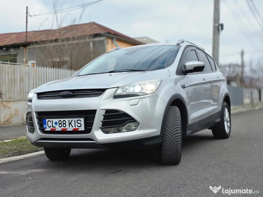 Ford Kuga din 2016, motor 2.0 TDCI, 150 CP, 4x4 Intelligent AWD 
