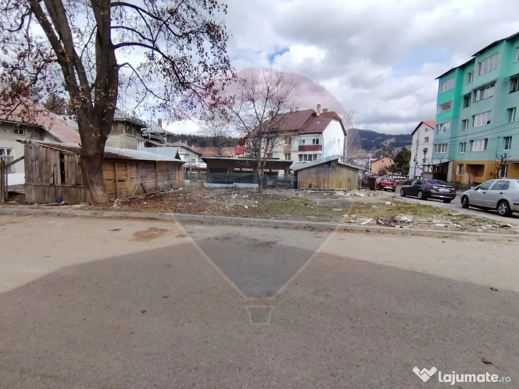 Teren central 322mp Vatra Dornei / Strada Lumea Noua 
