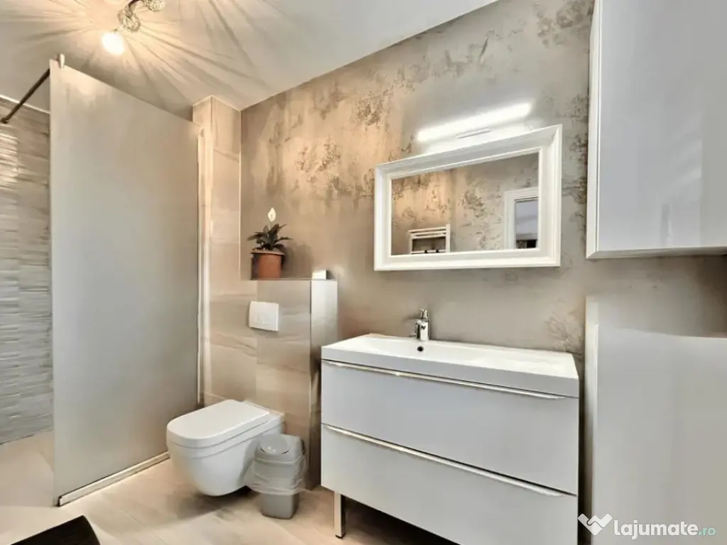 Penthouse 180 mp Noua