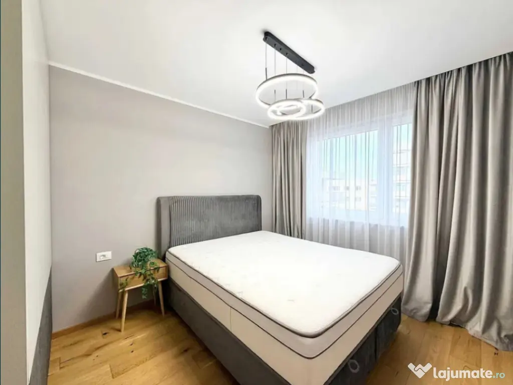 Apartament 3 camere, decomandat - zona Racadau 