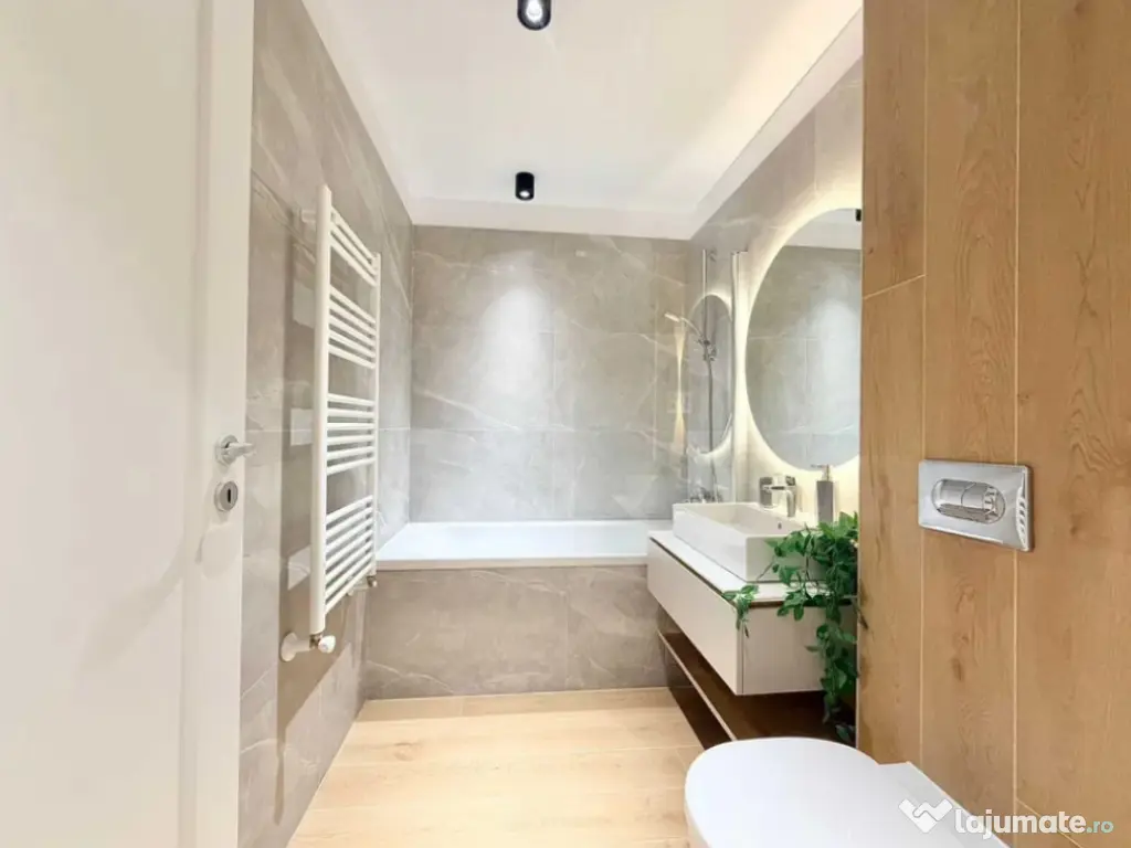 Apartament 3 camere, decomandat - zona Racadau 