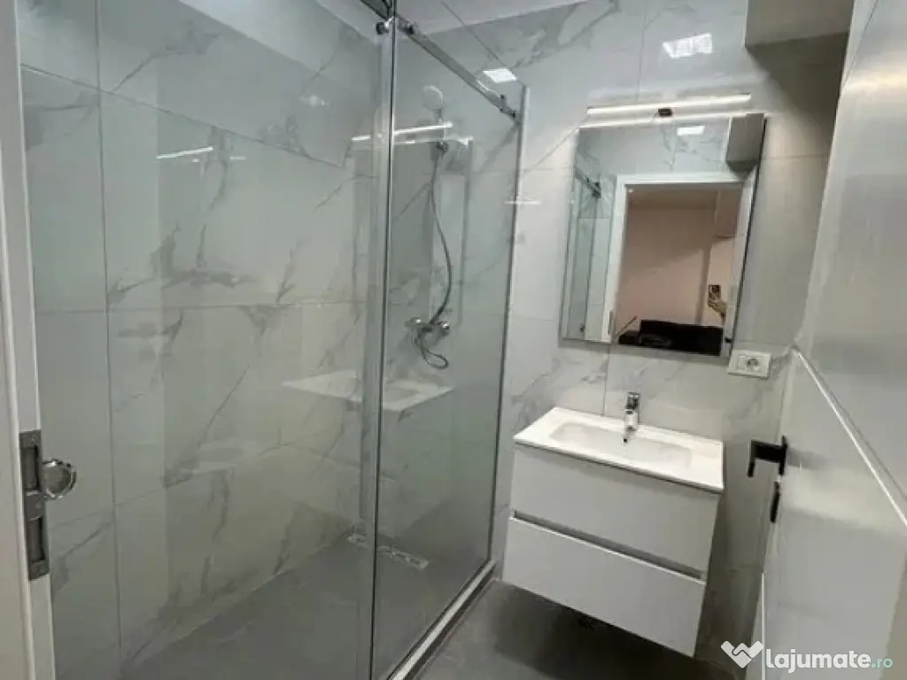 Berceni metrou biruintei 81 studio etaj 3 