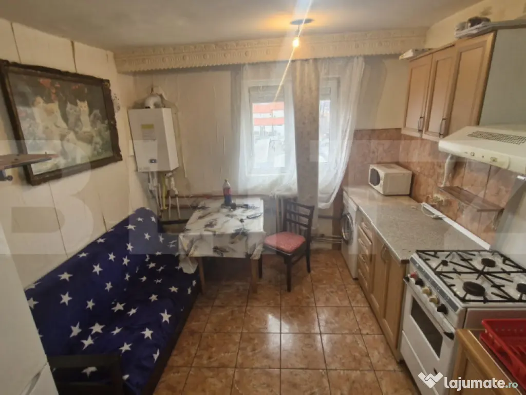 Apartament 2 camere, 53 mp, zona Cetate 