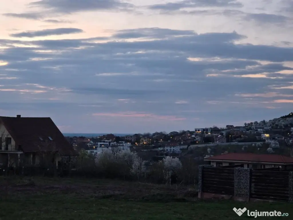 Ter Zona Coline-Raspantii, 1000 mp , utilitati, intre case, gaz 