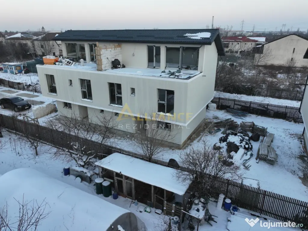 Casa 5 camere tip DUPLEX - 4 bai, Terasa Curte, 250 MP