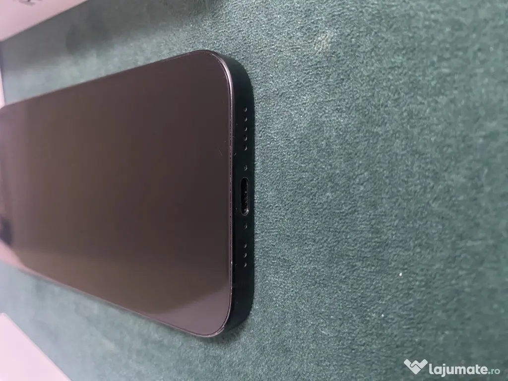 iPhone 16 Pro black titanium 128gb 