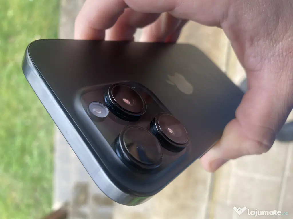 iPhone 16 Pro black titanium 128gb 