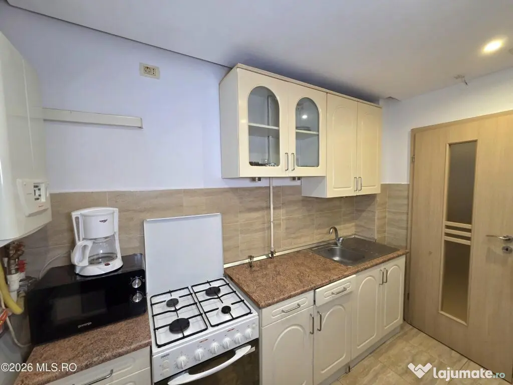 Apartament 3 camere de inchiriat in zona Tomis 2 