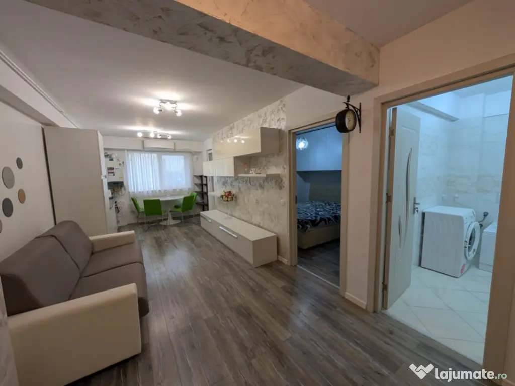 Fiald 2 camere de închiriat 