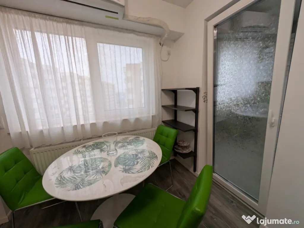 Fiald 2 camere de închiriat 