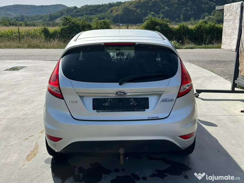 ford fiesta mk6 titanium 2011 