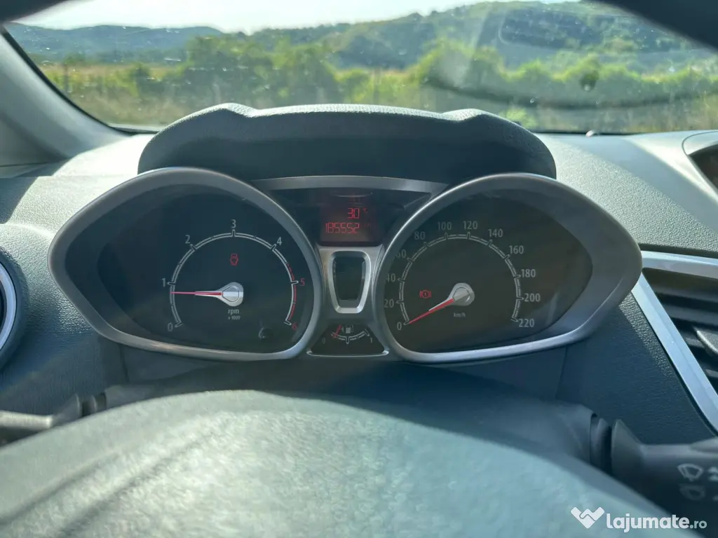 ford fiesta mk6 titanium 2011 