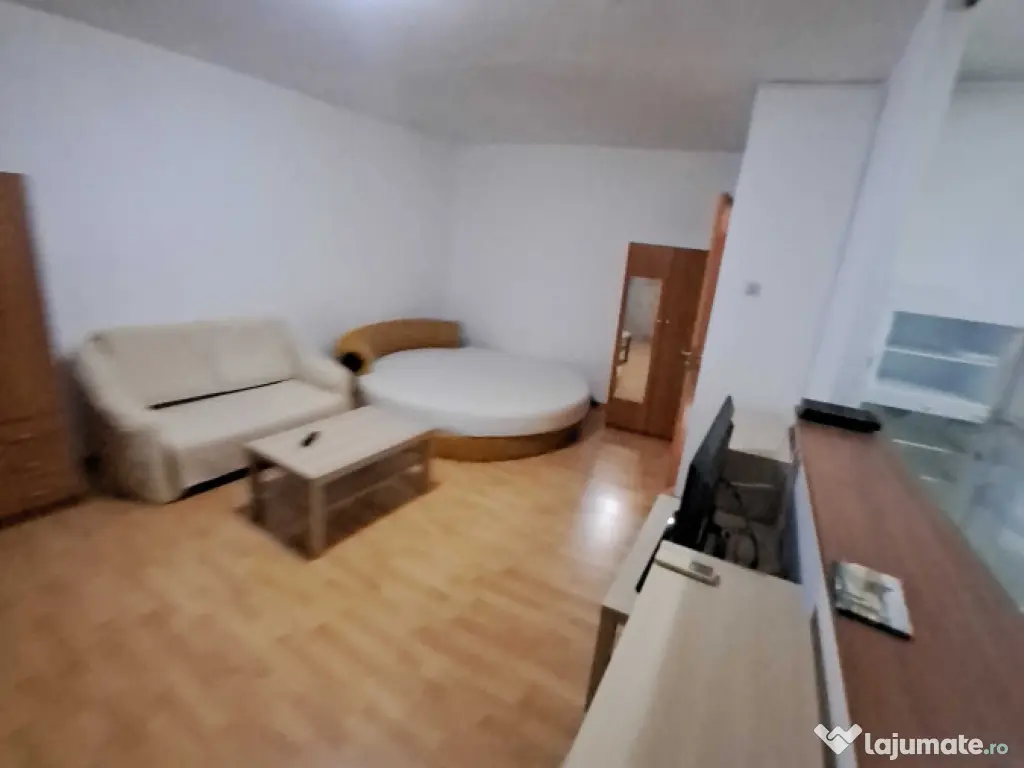 Tineretului piata norilor etaj 7 