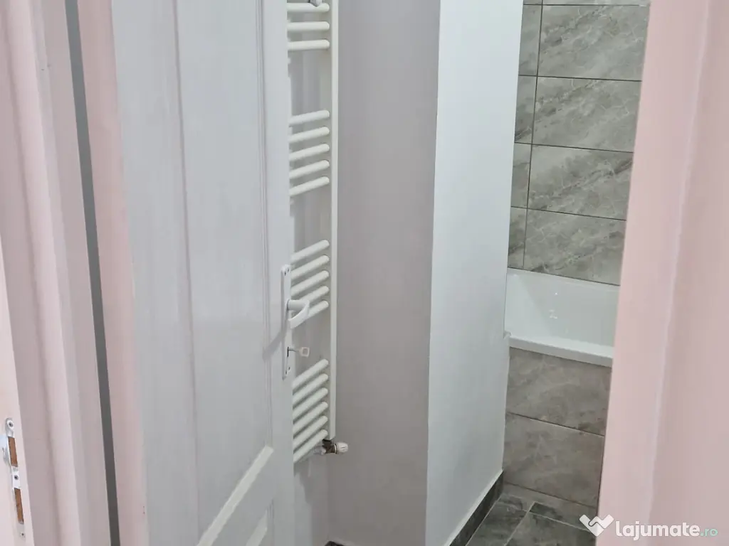 Apartament de vânzare 2 camere central Târnăveni