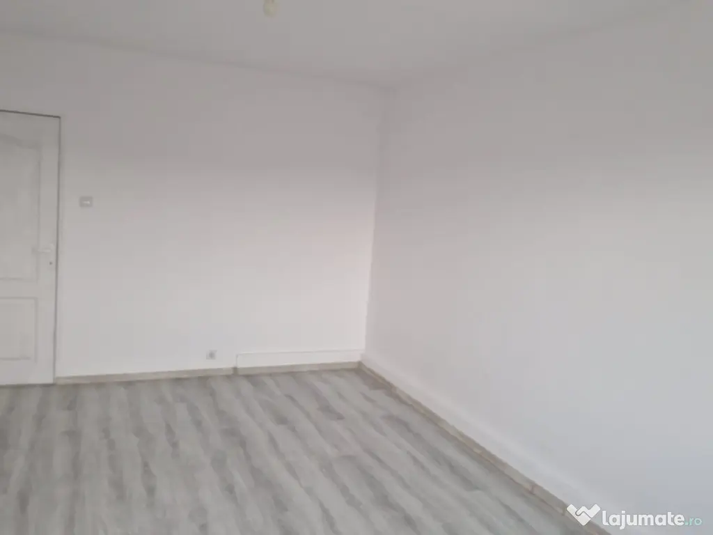 Apartament de vânzare 2 camere central Târnăveni