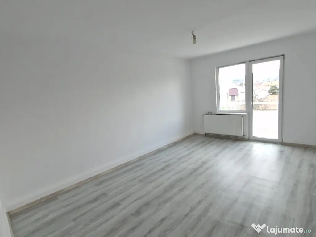 Apartament de vânzare 2 camere central Târnăveni