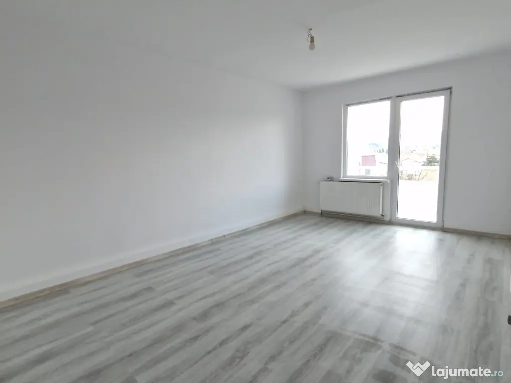 Apartament de vânzare 2 camere central Târnăveni