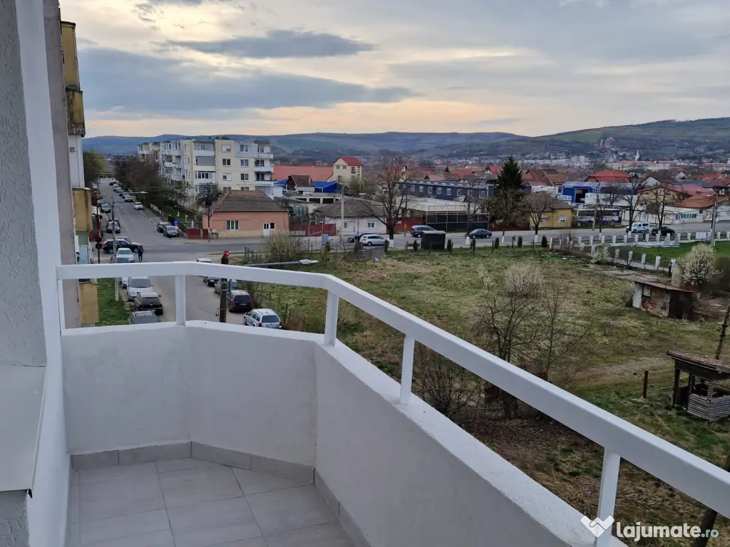 Apartament de vânzare 2 camere central Târnăveni