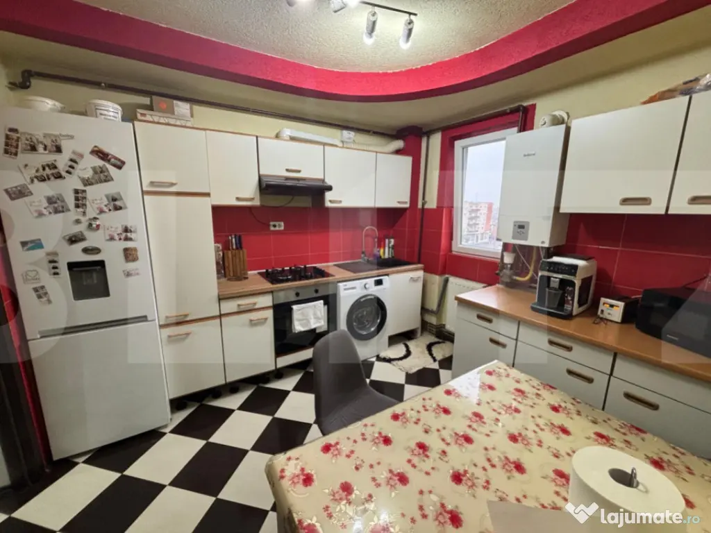 Apartament 3 camere, 88 mp, zona Gradiste 