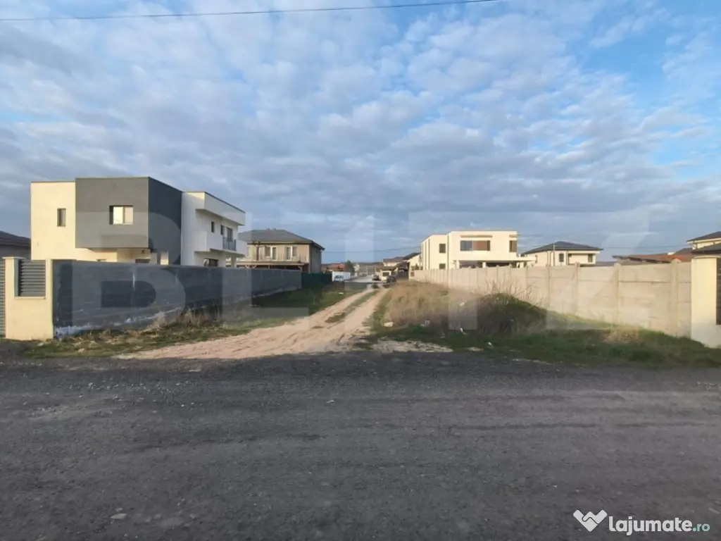 Teren intravilan, zona Ford, 910mp 