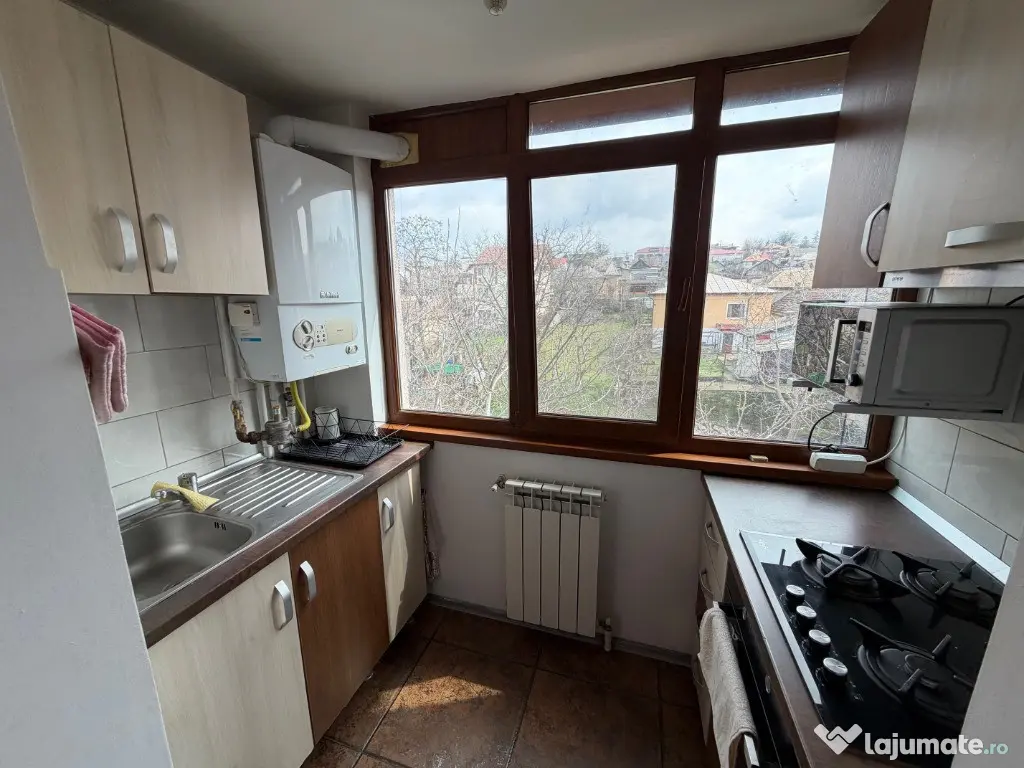 Apartament 2 camere,zona Enel 