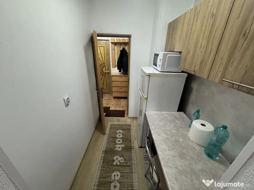 Garsoniera Renovata Total zona Inel 2 cu Gaze pe Scara 