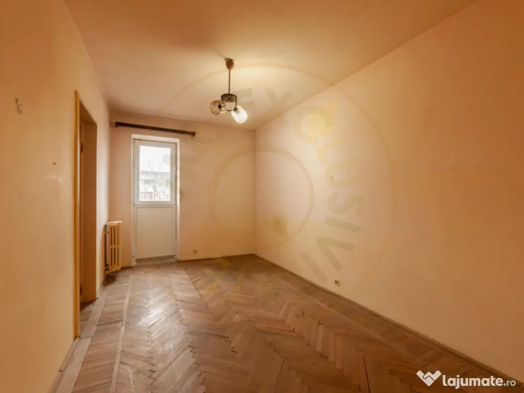 Apartament 3 camere, etaj 3/4, Razboieni 