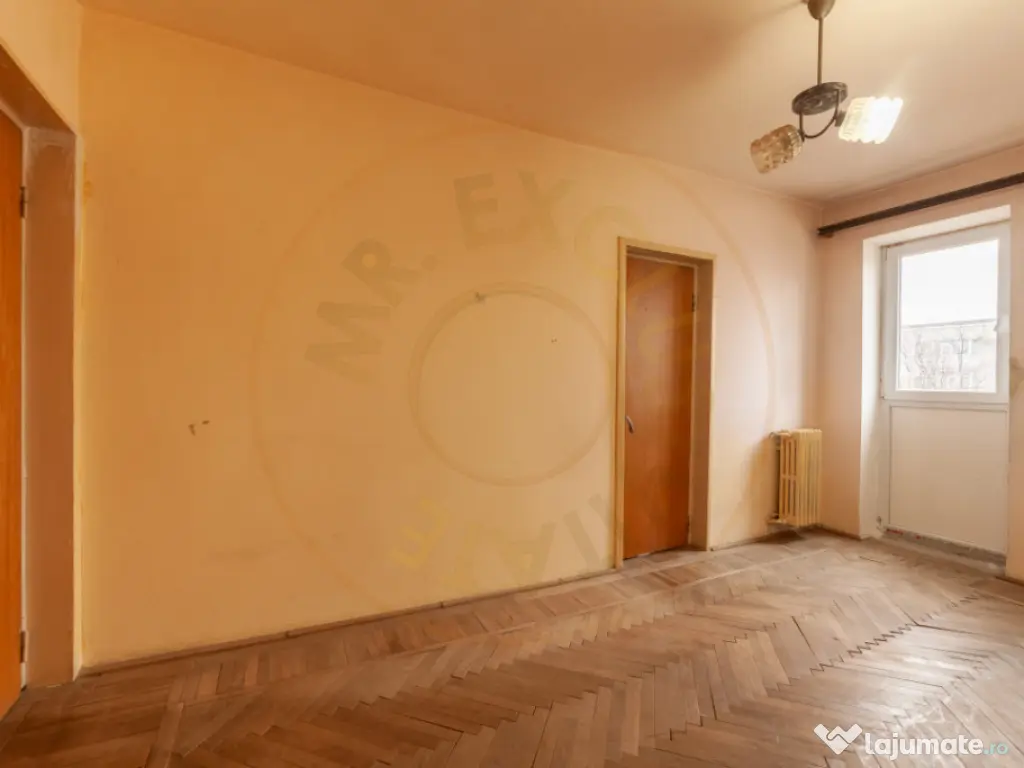Apartament 3 camere, etaj 3/4, Razboieni 