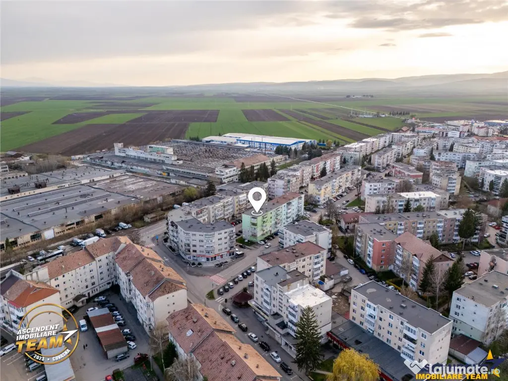 Film! Rezidenta personalizabila, etaj1, cu balcon,Targu Secu 