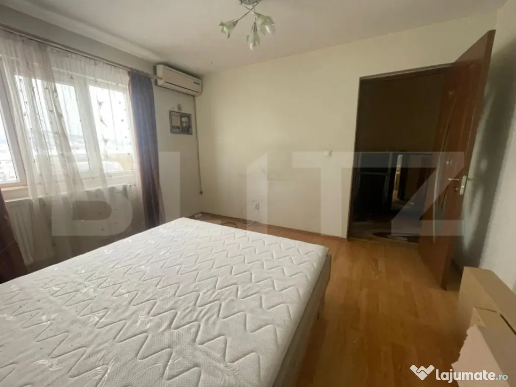 Apartament cu 3 camere si loc de parcare, zona Dumbrava Nord 