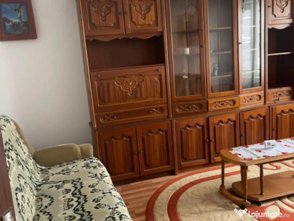 VEST- APARTAMENT 2 CAMERE ,CENTRALA GAZ, ETAJ 1 