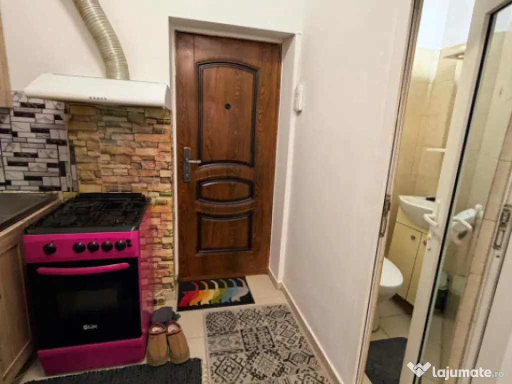 Garsoniera de inchiriat, in zona Abator 