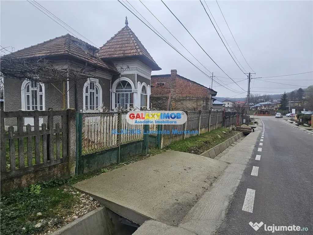 Casa batraneasca 750mp teren Viforata Comuna Aninoasa 