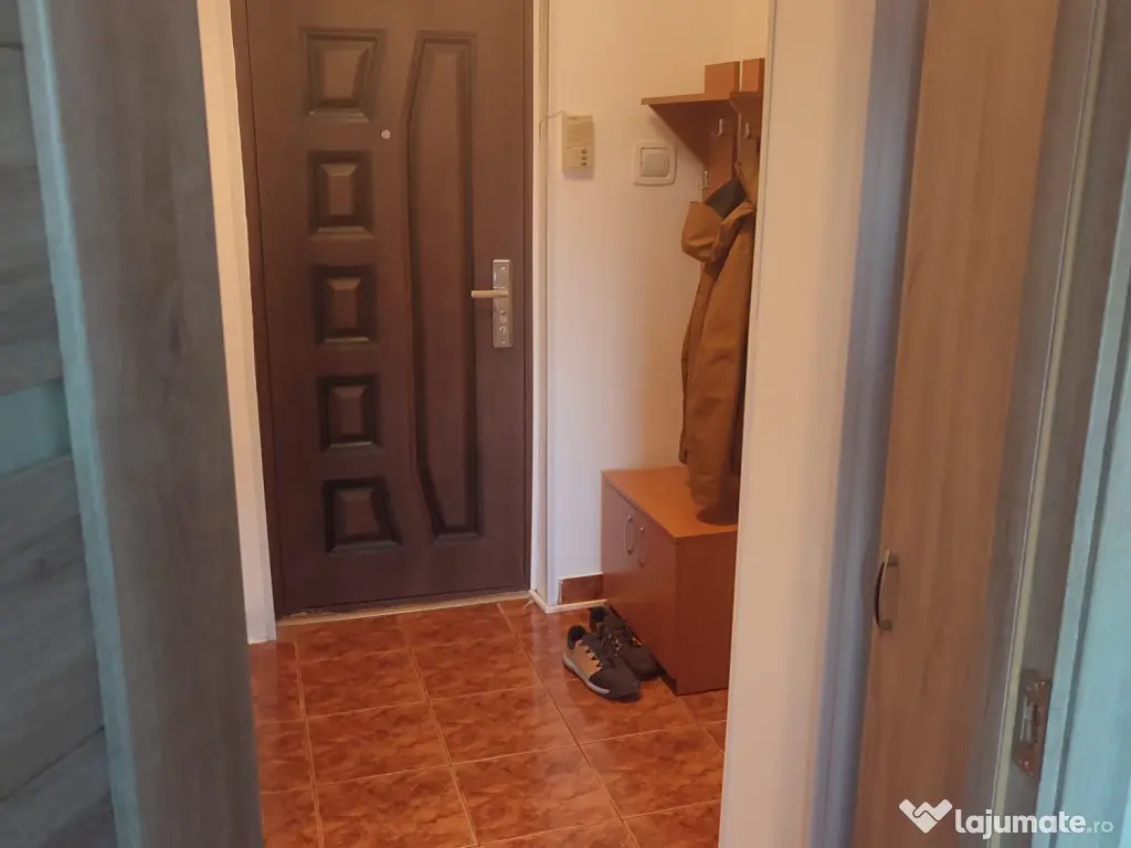 Inchiriez garsoniera spatioasa, utilata, langa Parcul Sebastian, 13 septembrie 