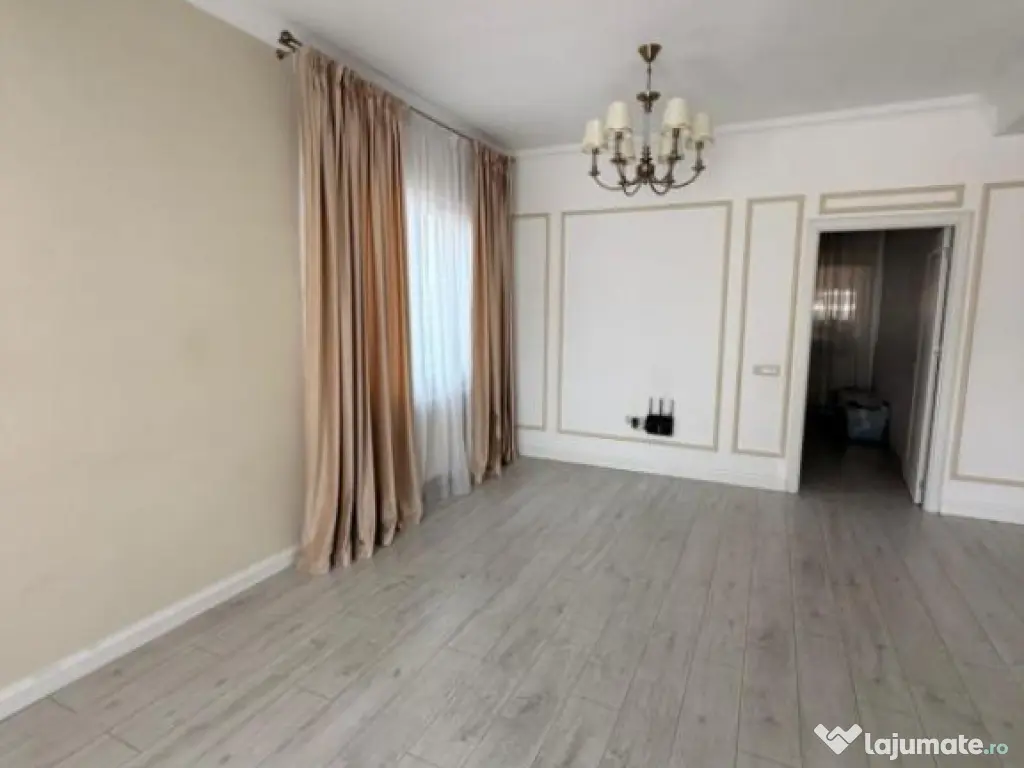 Vila 4 camere Matei Milo | sistem fotovoltaic de 10kW cu bat 