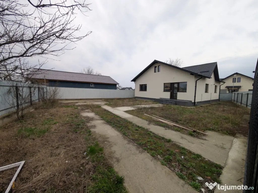 Casa finalizată Liliecii - Scoala - Parc Dendrologic 