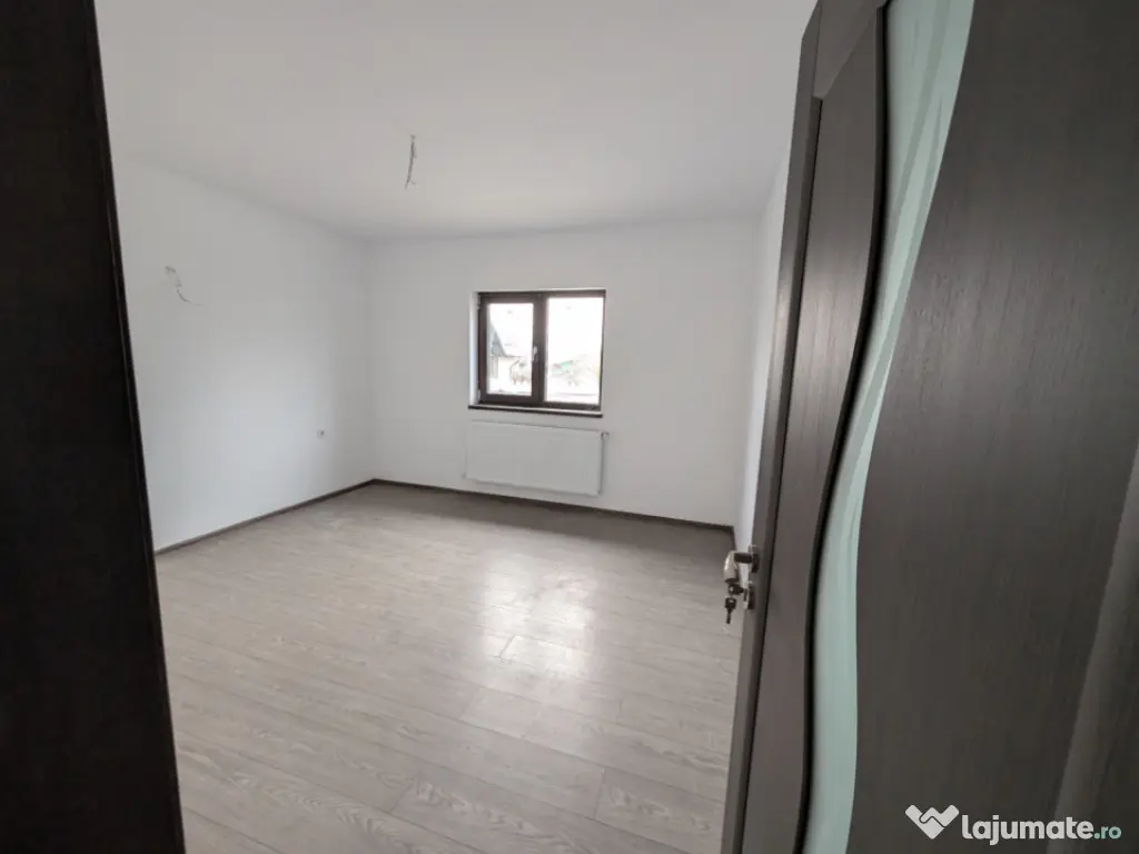 Casa finalizată Liliecii - Scoala - Parc Dendrologic 