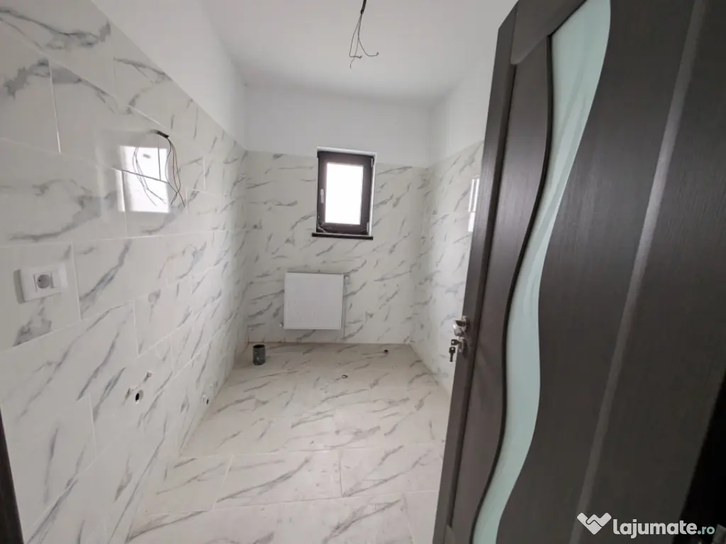 Casa finalizată Liliecii - Scoala - Parc Dendrologic 