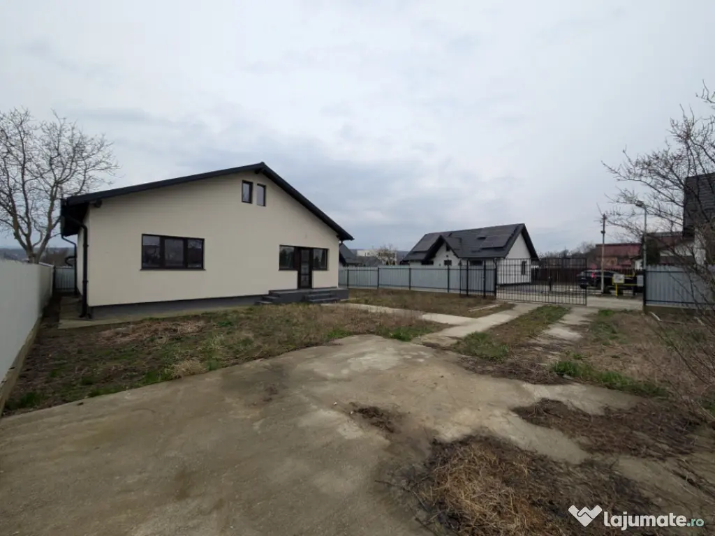 Casa finalizată Liliecii - Scoala - Parc Dendrologic 