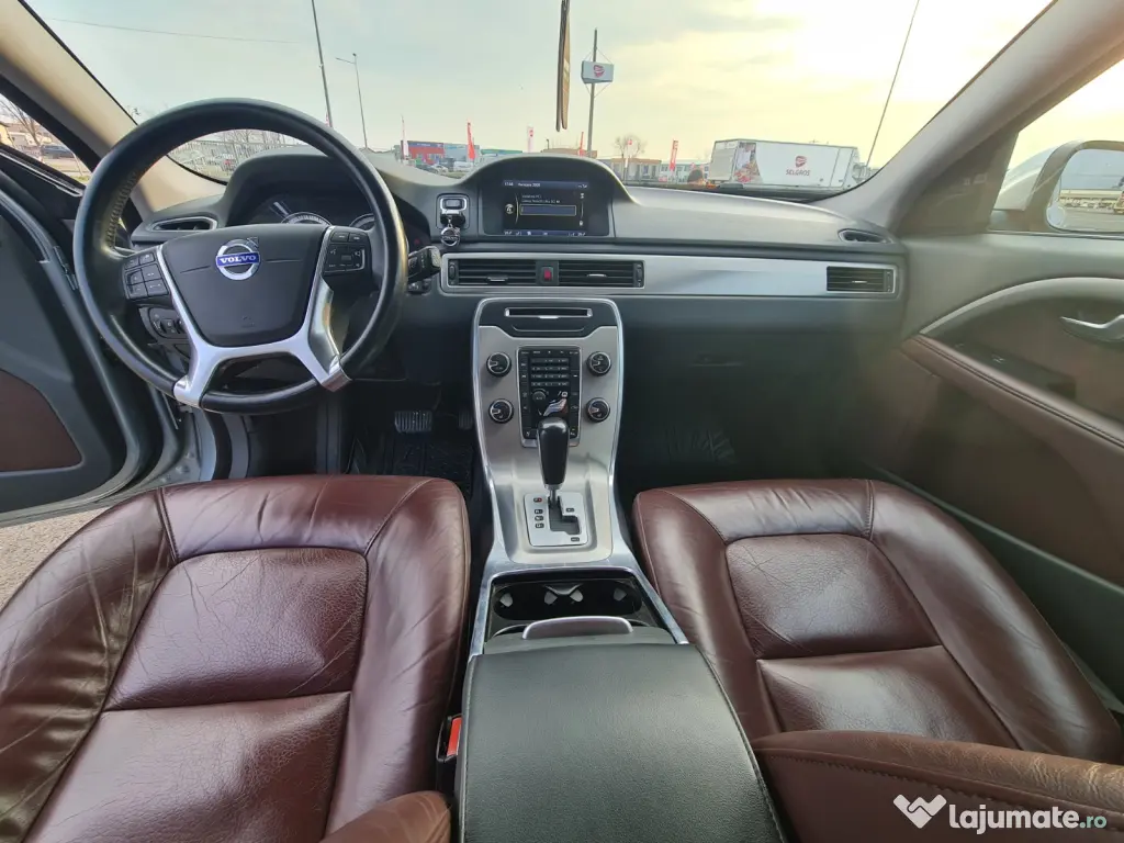 Volvo V70 T4 SUMMUM 