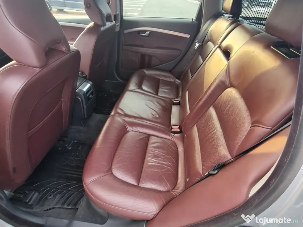 Volvo V70 T4 SUMMUM 