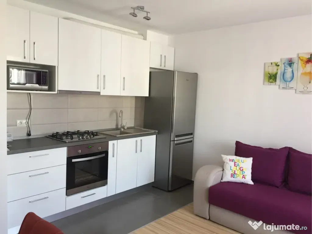 Proprietar, inchiriez apartament 2 cam.tip studio,mall Coresi,cartier Tractorul