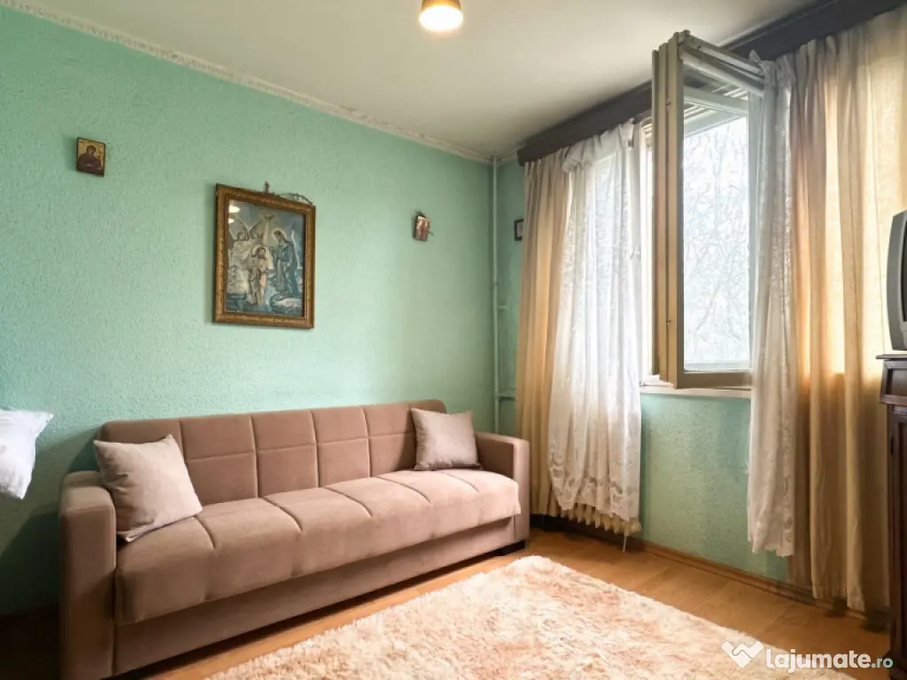 Apartamentul care te așteaptă să-l transformi în casa ta 