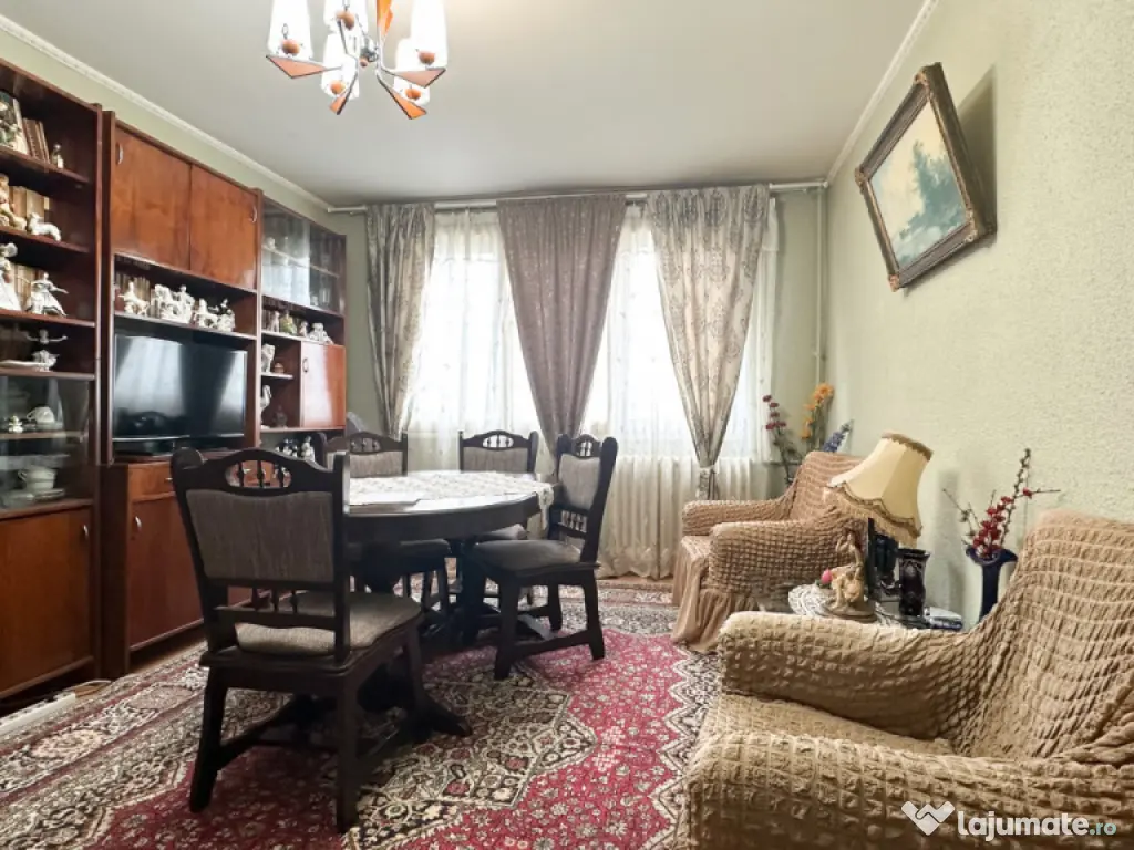 Apartamentul care te așteaptă să-l transformi în casa ta 