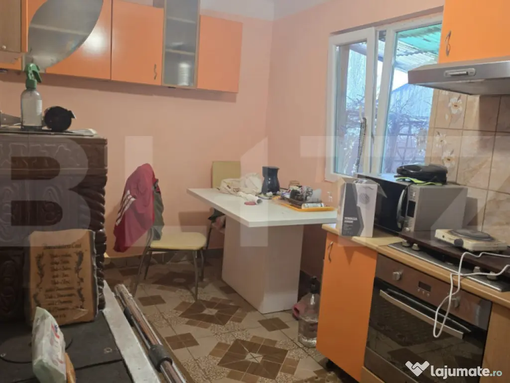 Casa 3 camere 133 mp; Teren - 1432 mp. Livada 