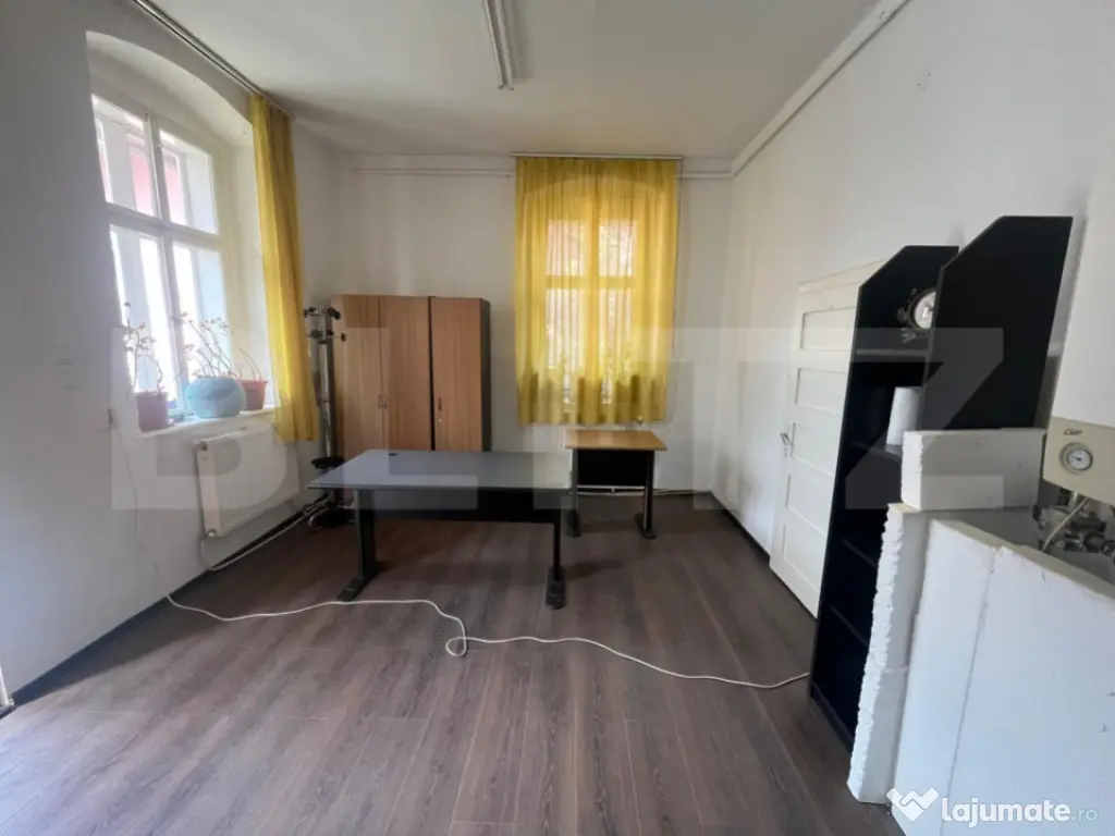 Casă Monument Istoric, Ultracentral Bistrița, 225mp curte, 